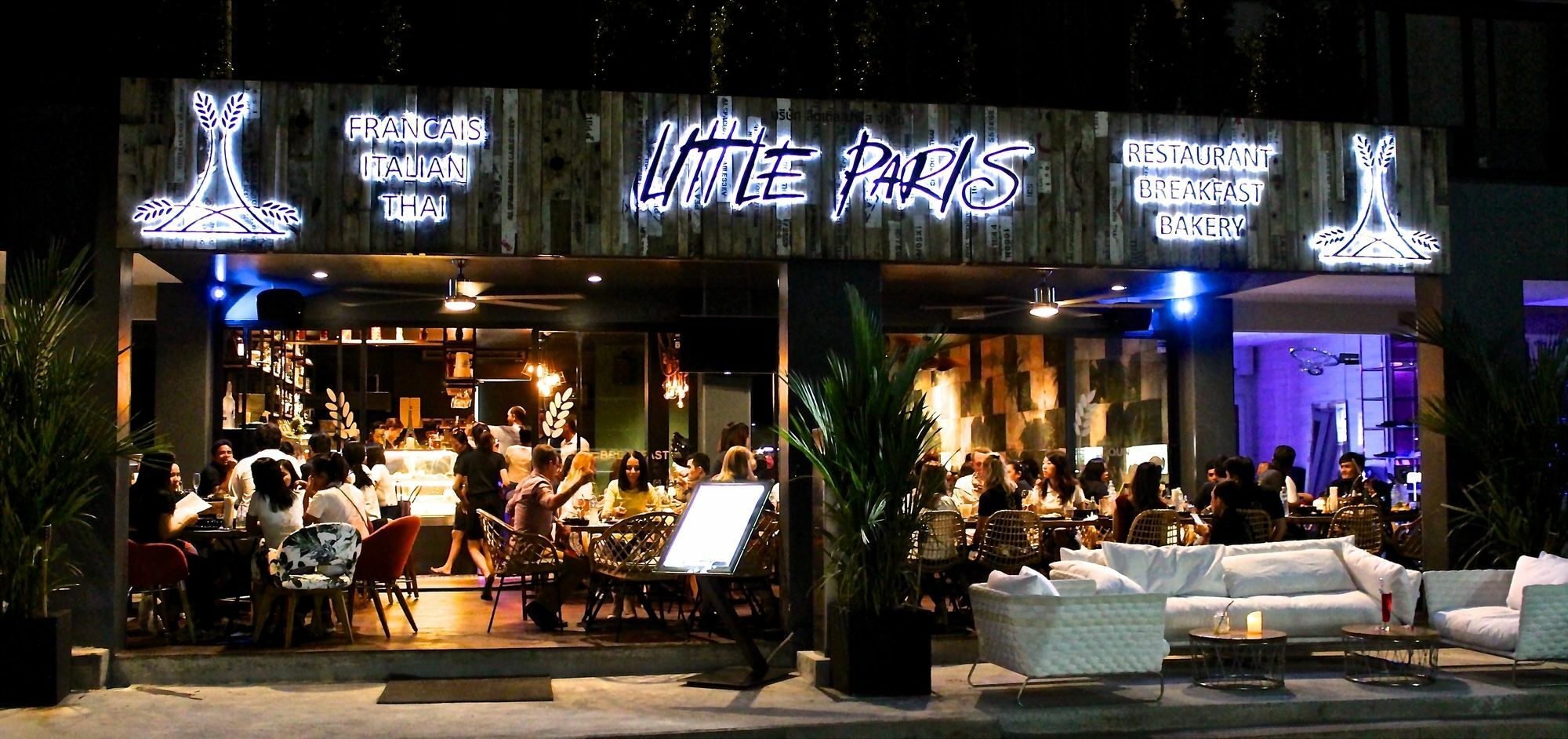 Апартаменти Little Paris Пхукет Екстер'єр фото